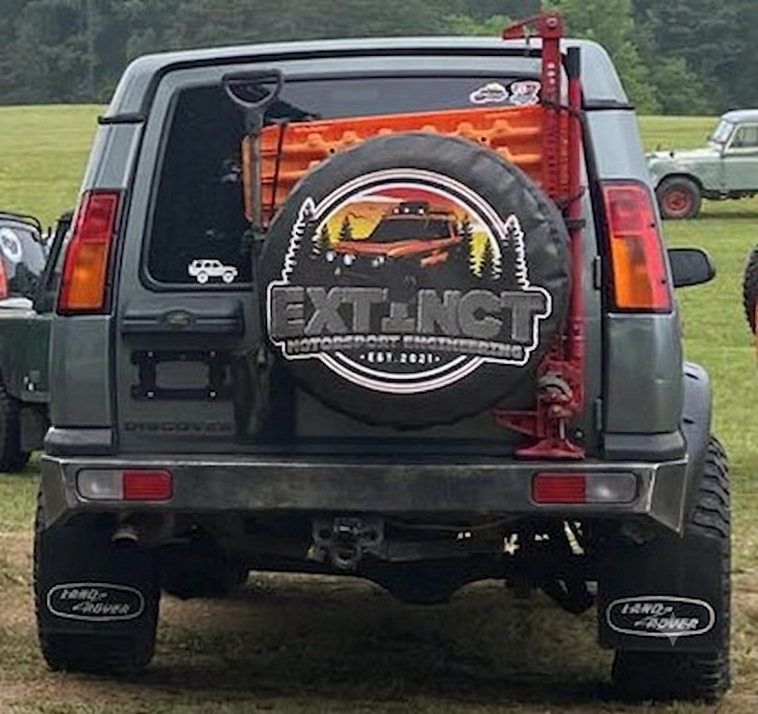 Extinct Mudflap stance